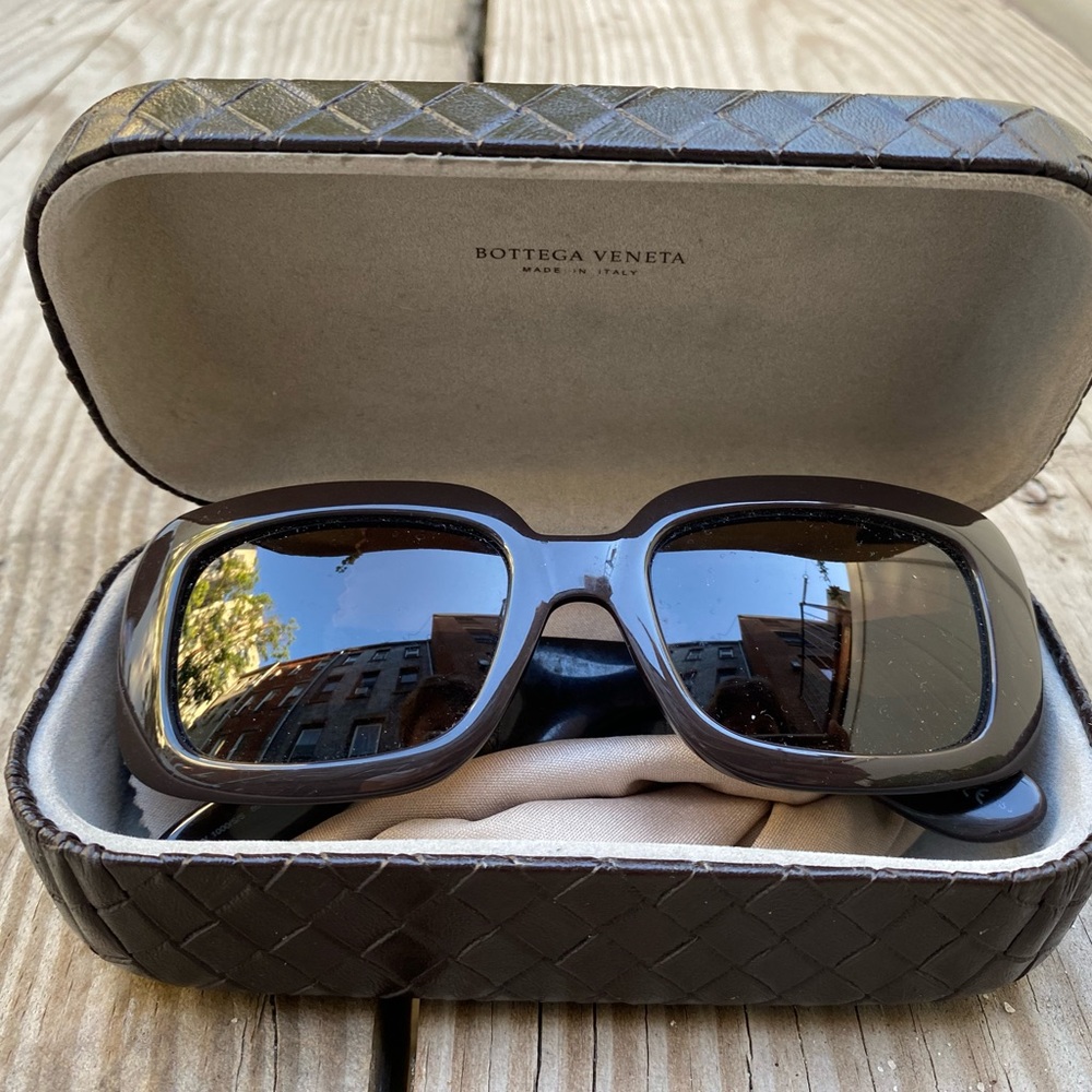 Bottega Veneta Intrecciato Detail Sunglasses